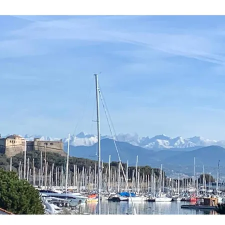 Les Beaux Jours Super Flat For 3 With Ac, Balcony & View * Antibes